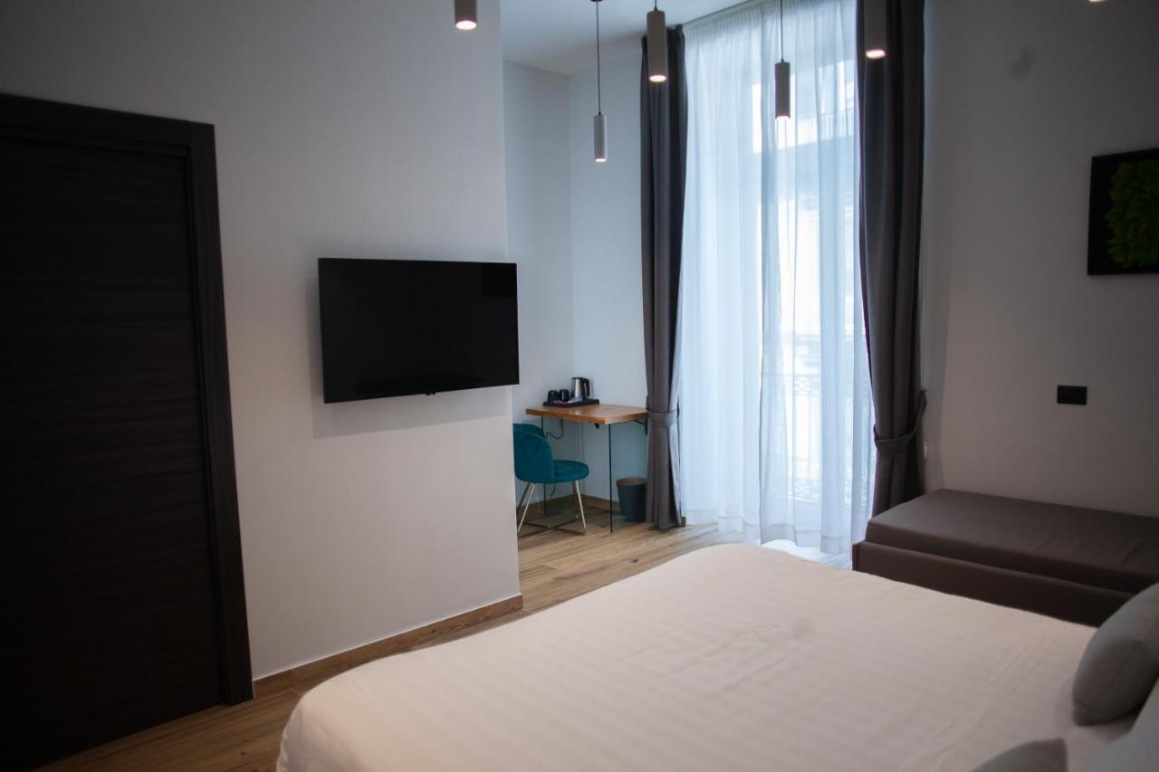 Hotel 4Heavens_Naples Extérieur photo