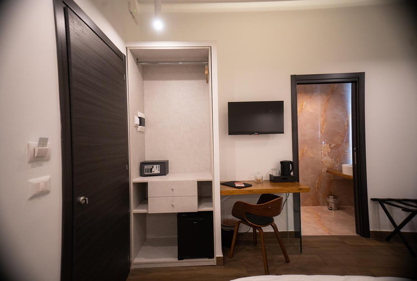 Hotel 4Heavens_Naples Extérieur photo